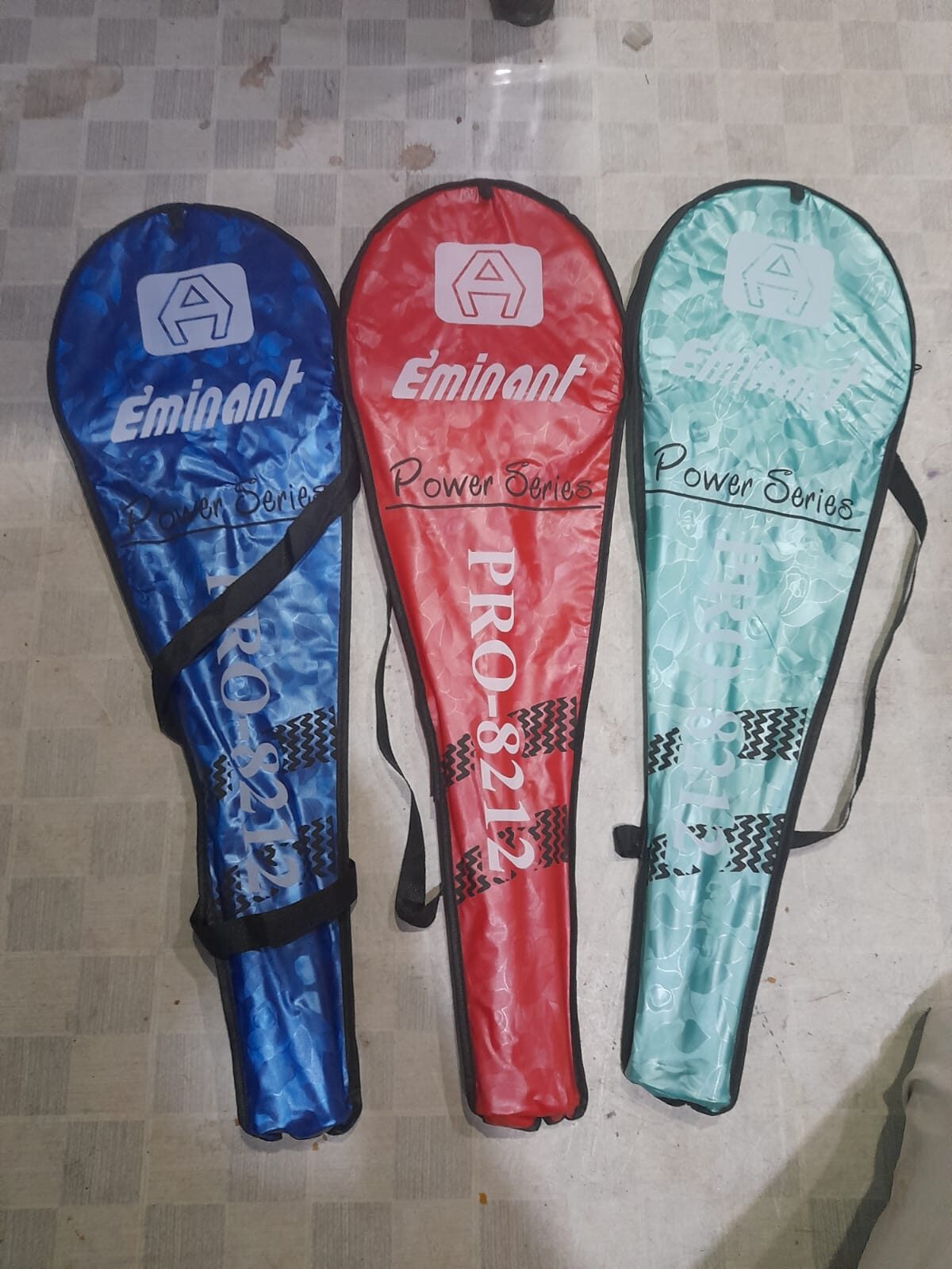 Professional Badminton Rackets (1 Pair) With Bag - Image 2