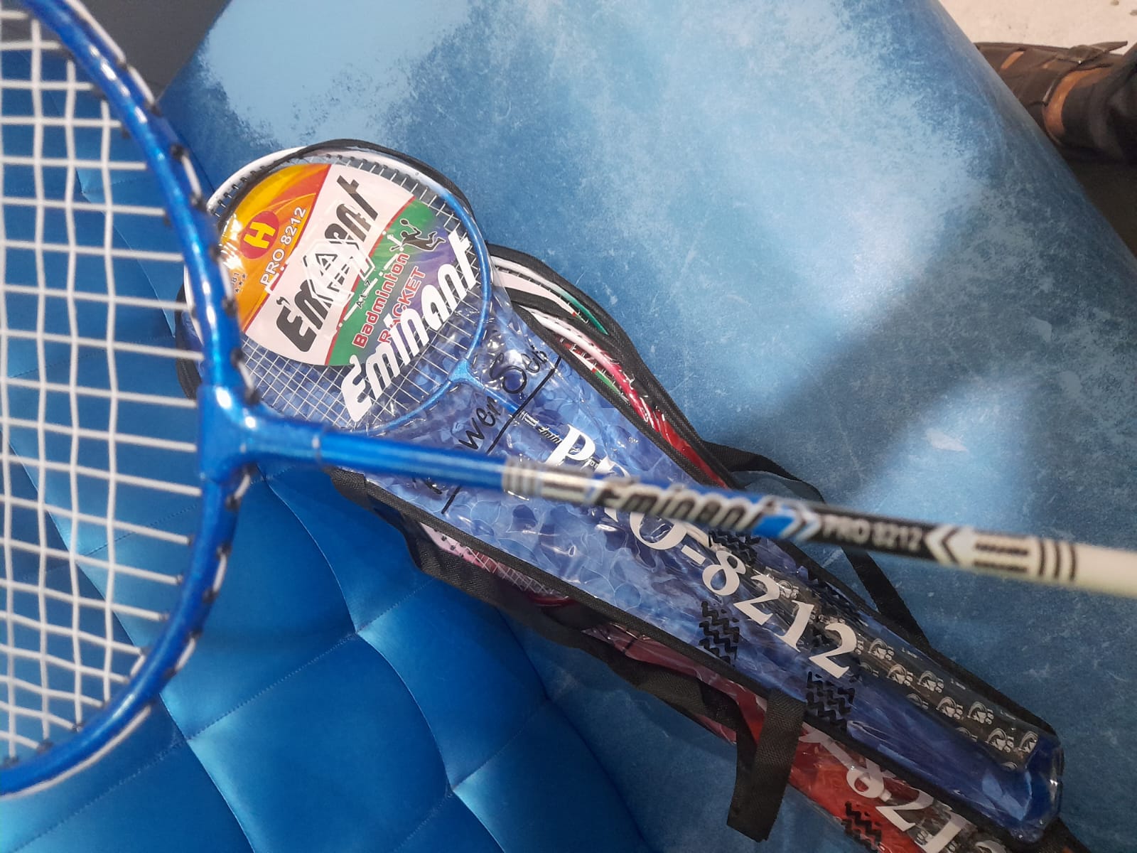 Professional Badminton Rackets (1 Pair) With Bag - Image 6